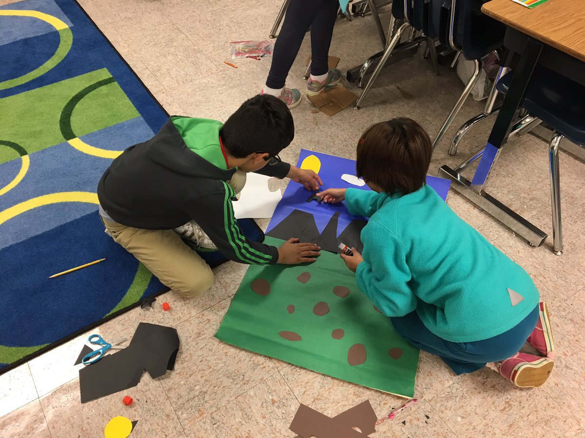Falcons_Davis's tweet photo. An AMAZING day of building exhibits for our PBL. So many creative minds at work @ForestdaleES @FCPSR3 #pbl https://t.co/ADzmaFFX1w