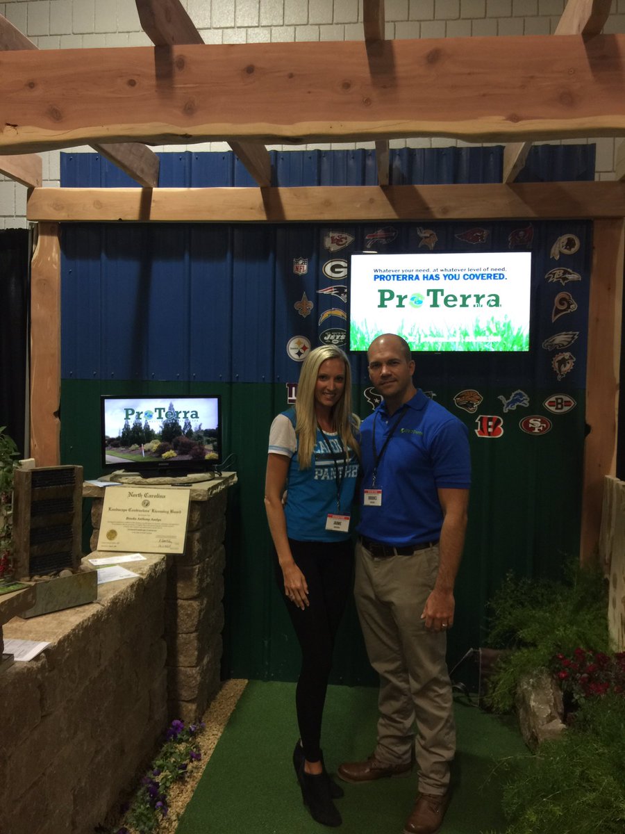 Great night and met a lot of wonderful people at 2016 #PTAA trade show! #ptaatradeshow #proterra #awesomebooth