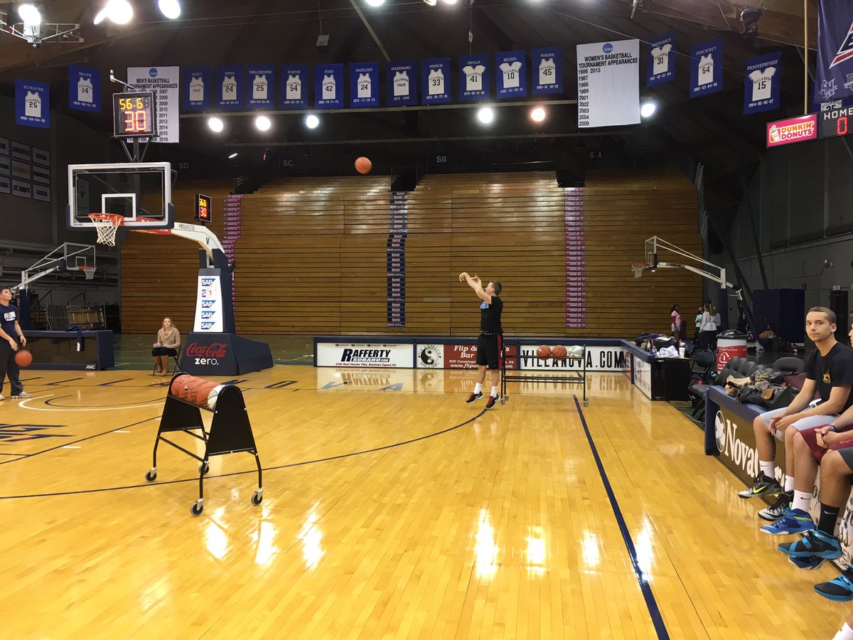 Jay Wright (@coachjaywright) on Twitter photo Awesome turn out from <a href="/VUGreekLife/">Villanova Greek Life</a> members in our 3 point shooting contest ! The best shooters will take the court during Hoops Mania ! Awesome turn out from <a href="/VUGreekLife/">Villanova Greek Life</a> members in our 3 point shooting contest ! The best shooters will take the court during Hoops Mania !