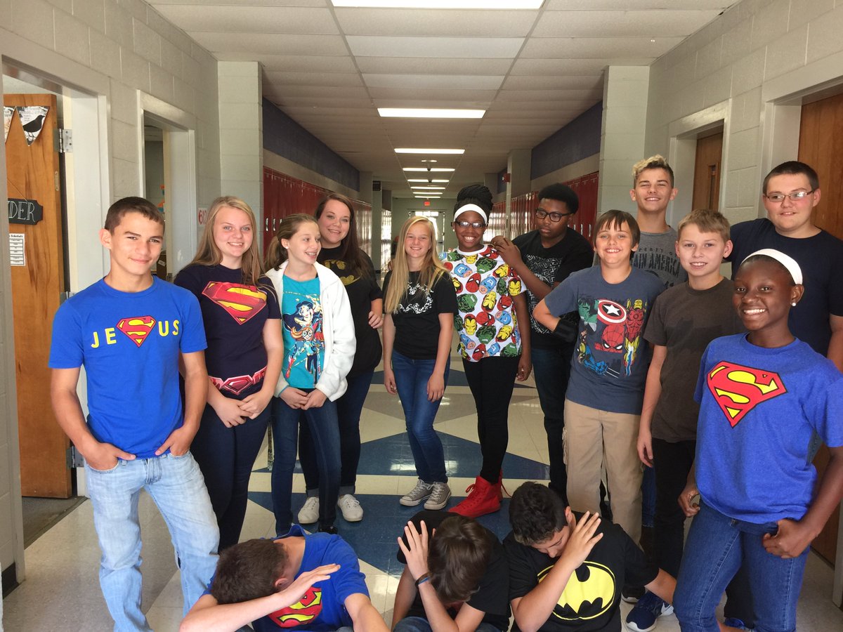 GreatFallsMSHS's tweet photo. We are teaming up against drugs! #yolobedrugfree https://t.co/6OwujeOt8R