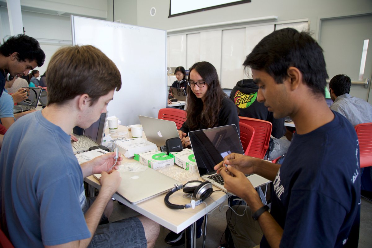 AutodeskEDU's tweet photo. Students designing an educational learning kit in #Fusion360 inspired by @BOSEbuild at @UCBerkeley Design Challenge last week! https://t.co/eLA2u5Oi0H