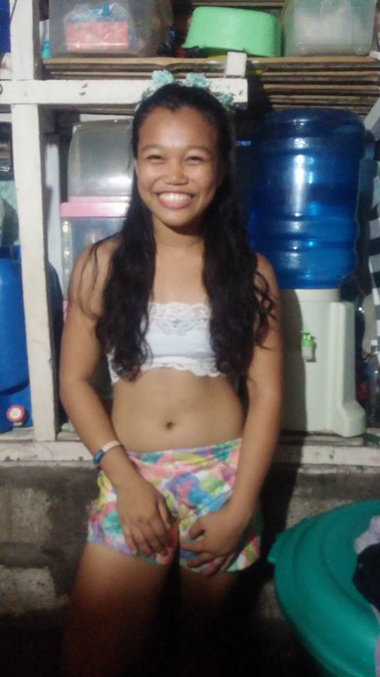 itsJennybel13's tweet photo. Hi I feel the summer here, and its my First time to were this kind of cloth.
#UnitedNationsDay
#hawaiiangardens
#PearlyShell https://t.co/NcIKUaqdOw