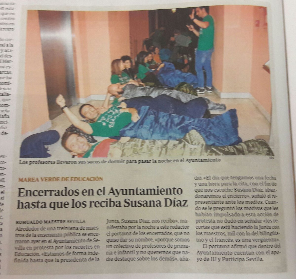 DocentesEncerrados tweet media