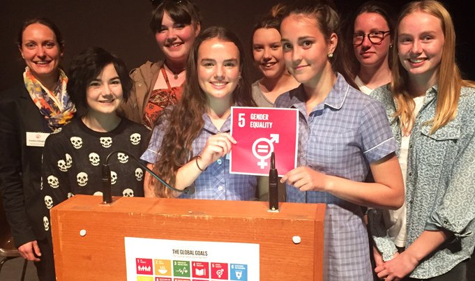 ABCEducationAU's tweet photo. Why students need to engage with the world: https://t.co/UExguwZ7T7 #aussieED #teachers #parents https://t.co/cy0KybWx4K