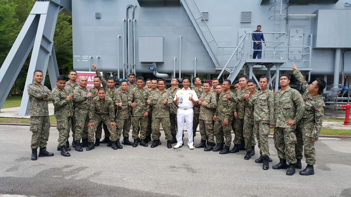 Visit fm Battery Commander Course 1/16 to TANGKAS 251016 <a href="/TANGKAS_KDP/">TANGKAS KDP</a> <a href="/kdptldm/">KD PELANDOK</a> @MPPL_TLDM <a href="/tldm_rasmi/">Royal Malaysian Navy</a> 
#CBRNDCteam