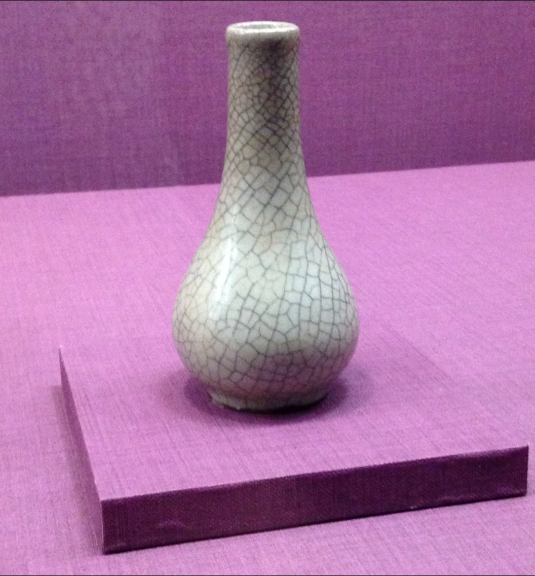 RGouldingTravel's tweet photo. Yuan dynasty (14th c) celadon vase at Taipei's National Palace Museum #LPinTaiwan @LPTraveller https://t.co/x41Pv0HhER