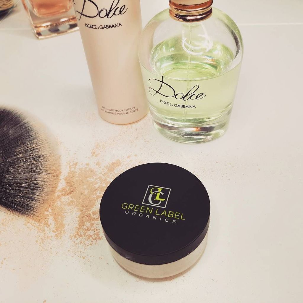 GreenLabelOrg's tweet image. #greenlabelorganics #mineralmakeup #beauty #flawlessskin #organicfoundation ift.tt/2eJDw3Q