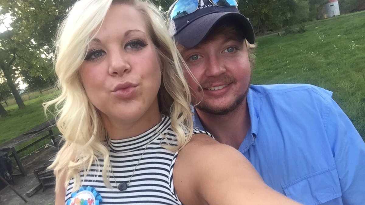 Meg_Colbert's tweet image. Happy birthday Tan! Thanks for always being there for me when I need you! Love you, ❤️