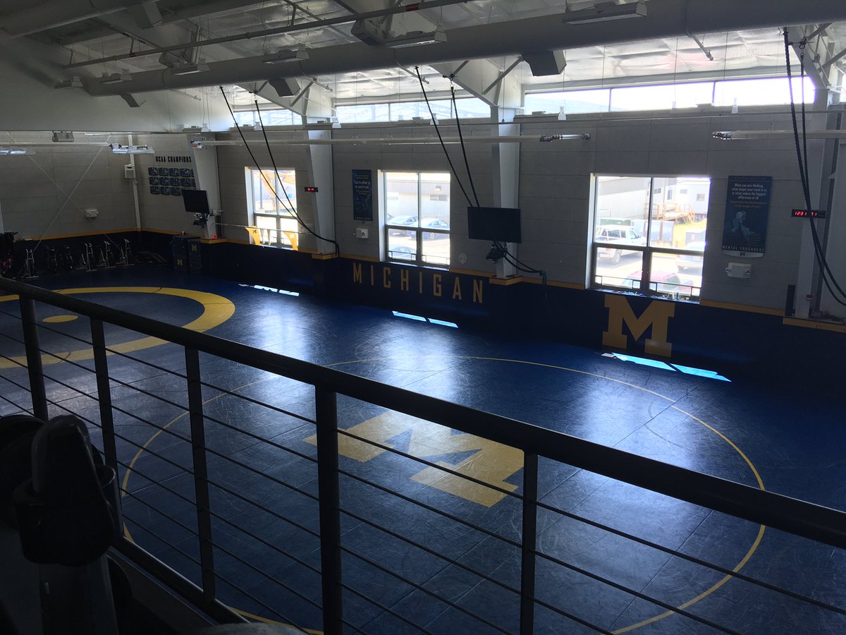ZacheryNemec's tweet photo. Excited to announce that I committed to the University of Michigan to further my wrestling and education career!  #GoBlue https://t.co/JWjJWJhEJN