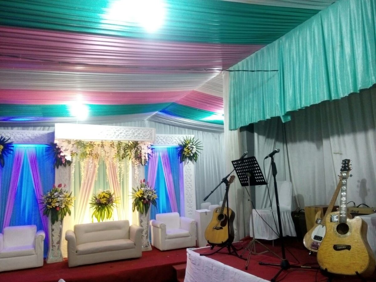 Selain studio musik u/ latihan, kami juga menyewakan alat musik u/ event: weeding &amp; perkantoran. Info: 0878-7598-1187 <a href="/agussugayrock/">agussugay AILEN</a>