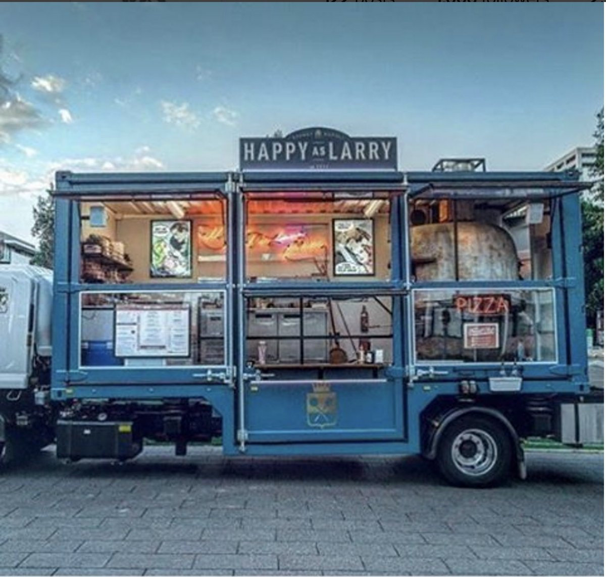Bring on the #goodvibes!
<a href="/happyaslarrysyd/">Happy as Larry SYD</a> will be dishing out the 'za @ Western Sydney's largest #foodfestival #offtheeatentruck!