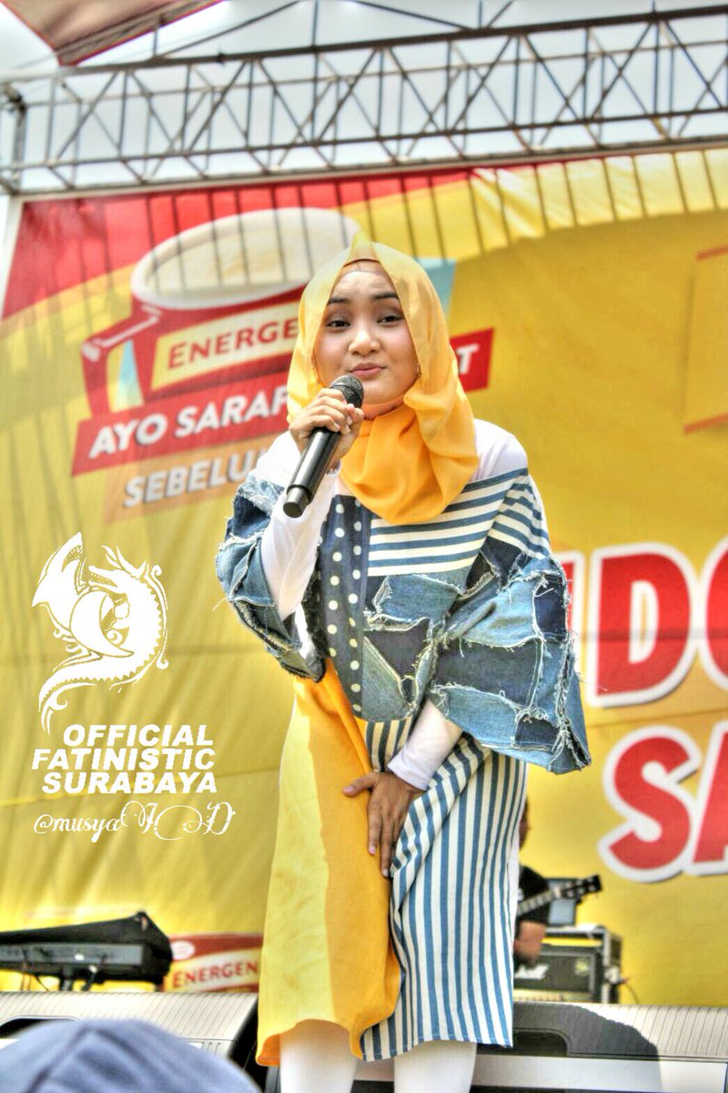 OfficFatinSby's tweet photo. Are you ready guys?? @FatinSL @Fatinistic https://t.co/37Pcjpiucl