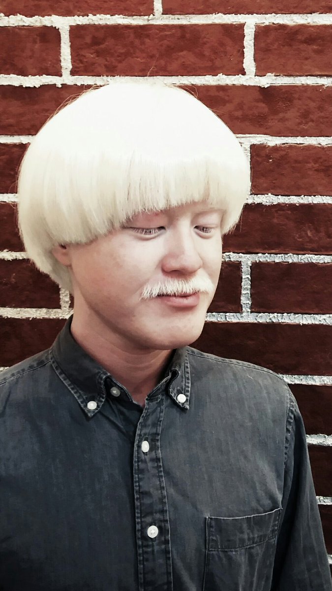 粕谷幸司 Koji Kasuya アルビノ בטוויטר うりゃ アルビノ Albino 日本人 Japanese 画像 Image 写真 Photo 髪型 白い まつ毛 まゆ毛 ヒゲ Rt 拡散 粕谷幸司です T Co Ijd8joeub0 今日は暑いね 夏のようだね T Co Bu6jwoyogj
