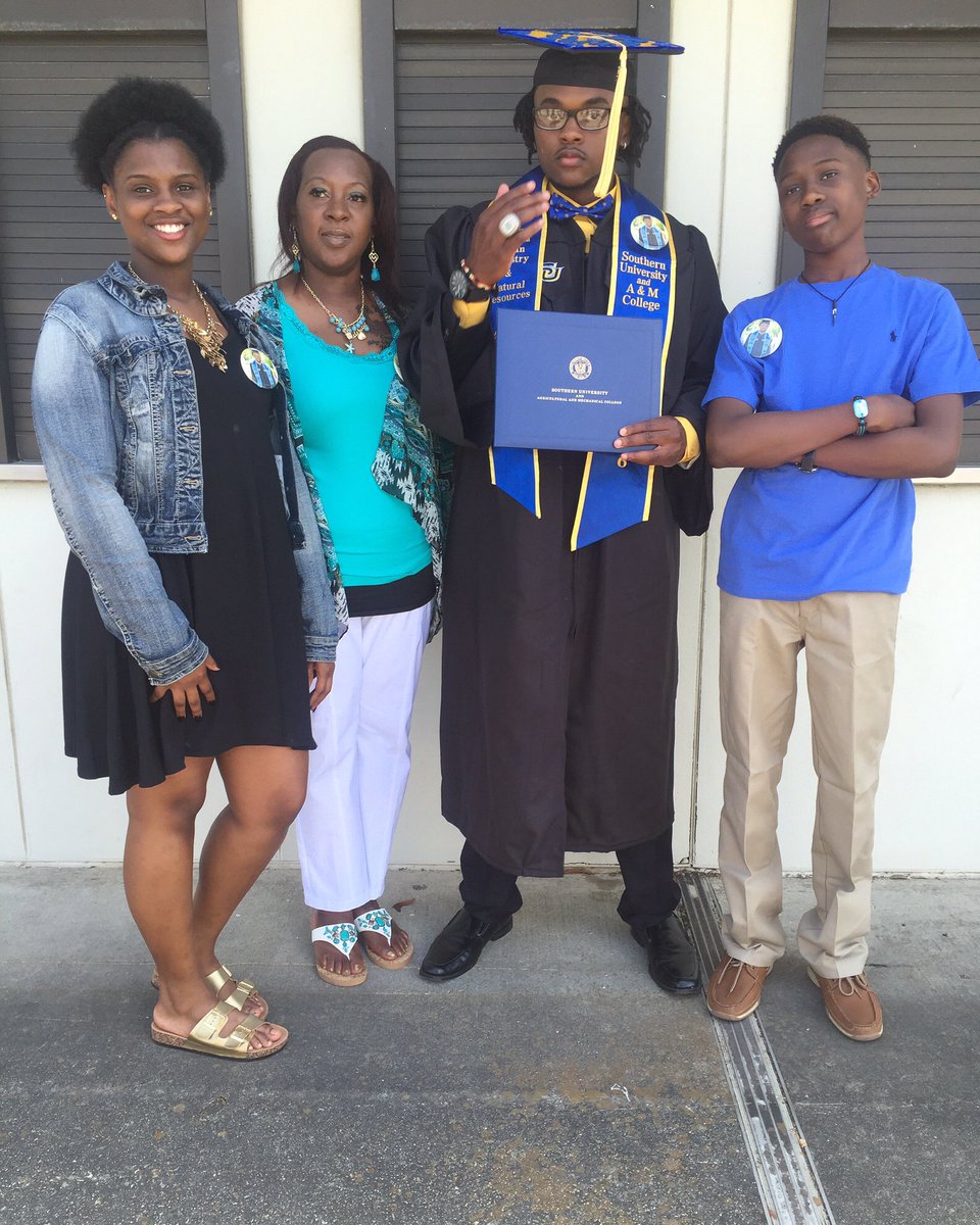 daaron_bennett's tweet photo. #FOE https://t.co/MHzqXbvJoi