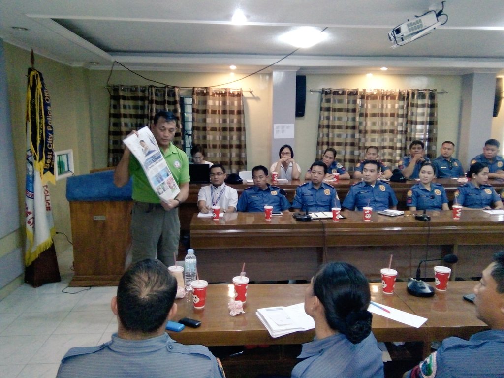 rdpro12's tweet photo. ATM: PCSUPT TRAIN delivers his lecture before the RIPES(Regional Incubation Program for Excellence in Service) participants atGSCPO confe rm https://t.co/AV1eN2Sio4