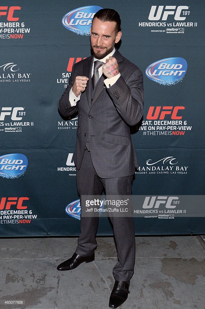 ASHLEYHARDYBRND's tweet image. #HappyBirthdayCMPunk @CMPunk you're the #BITW! Hope you &amp;amp; @AJBrooks enjoy this day!              ❤️😊😝💪🏽🏆