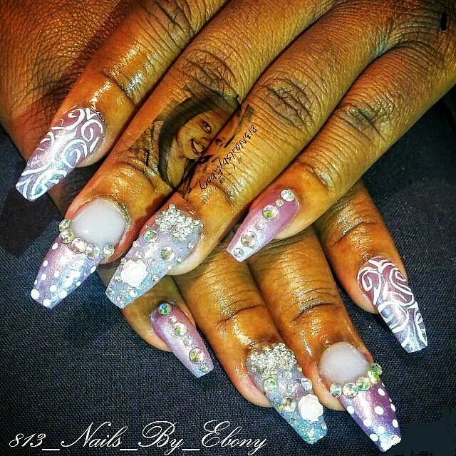 #TampaFlorida #813_nails_by_ebony  FB #813nailsbyebony #coffinshapenails #Glitternails #blingnails #sexynails 
#TheFirstLadyNailsandspaLLC