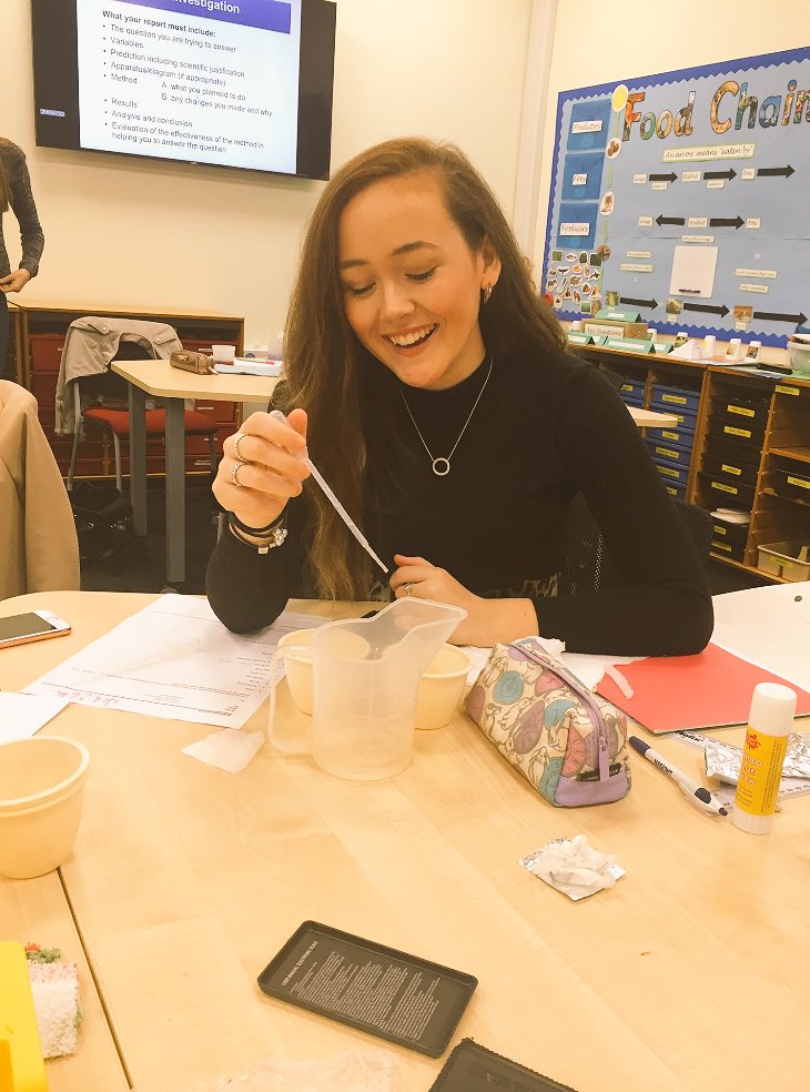 caitlinyorksj's tweet photo. Teddy goes camping science experiment! #ysjprimed #ysjscience https://t.co/UhtH8HT3ns