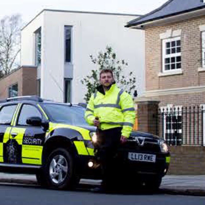 DeterrentSec's tweet photo. Working with #EstateAgents and #landlords in #stjohnswood #nw8 to ensure their properties are safe and secure and checking on tenants https://t.co/saL42AwDwh