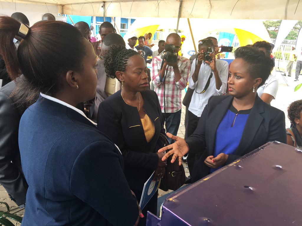 CentralBankRw's tweet photo. Vice Governor @mnsanzabaganwa visiting different exhibitors at the #DigitalFinExpo #SavingsWeekRw #Rwanda https://t.co/euYEUBGgz4
