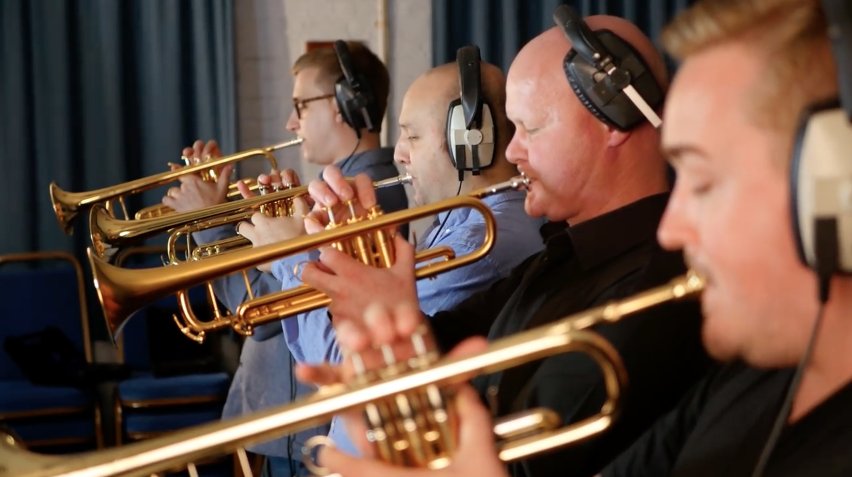 solotuition's tweet photo. Check out this AWESOME arrangement of "Bridge Over Troubled Water" by @callumaubigband #trumpet #jazz #london #musicians https://t.co/hTTlqfqPV5