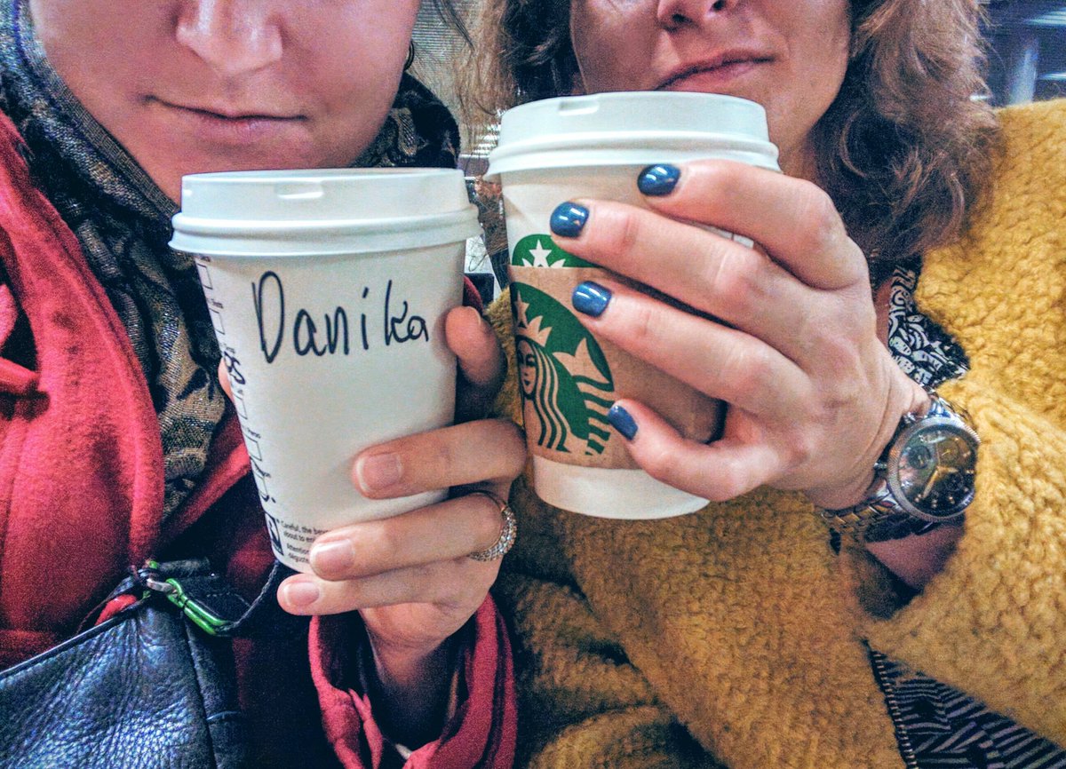 DeezData tweet media