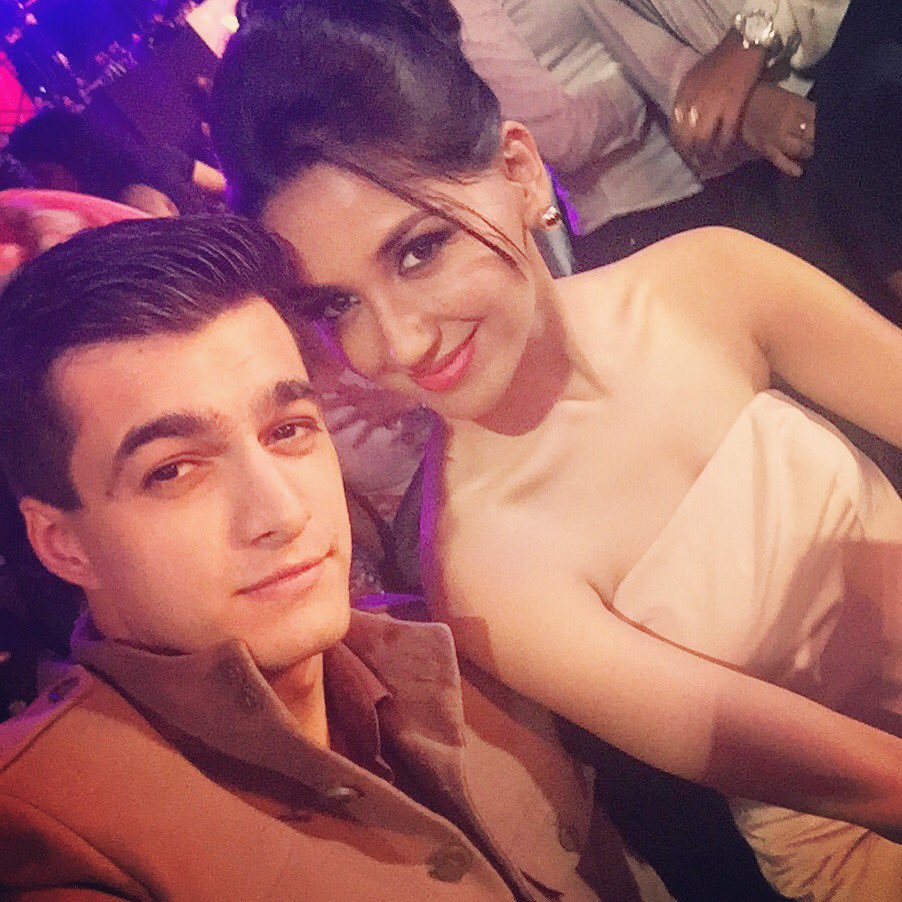 nikifyinglife's tweet photo. Happy 18th birthday @momo_mohsin ❤️❤️ https://t.co/G6hQjDydbr