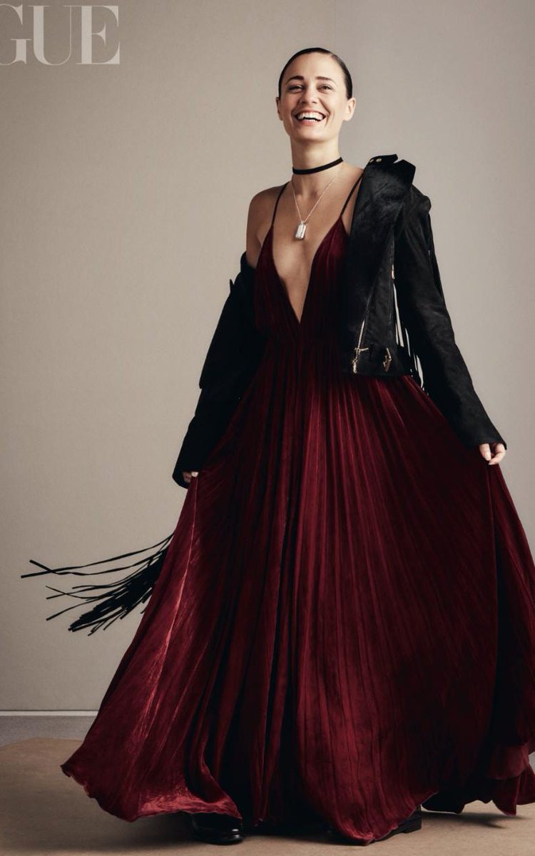 VINAYAhouse's tweet image. #RealIssue of @BritishVogue = #nomodelmagazine ft CEO of @VINAYAhouse @kateuns #RealWomen #Revolution #Women #GirlBoss #Nomodels #Vogue