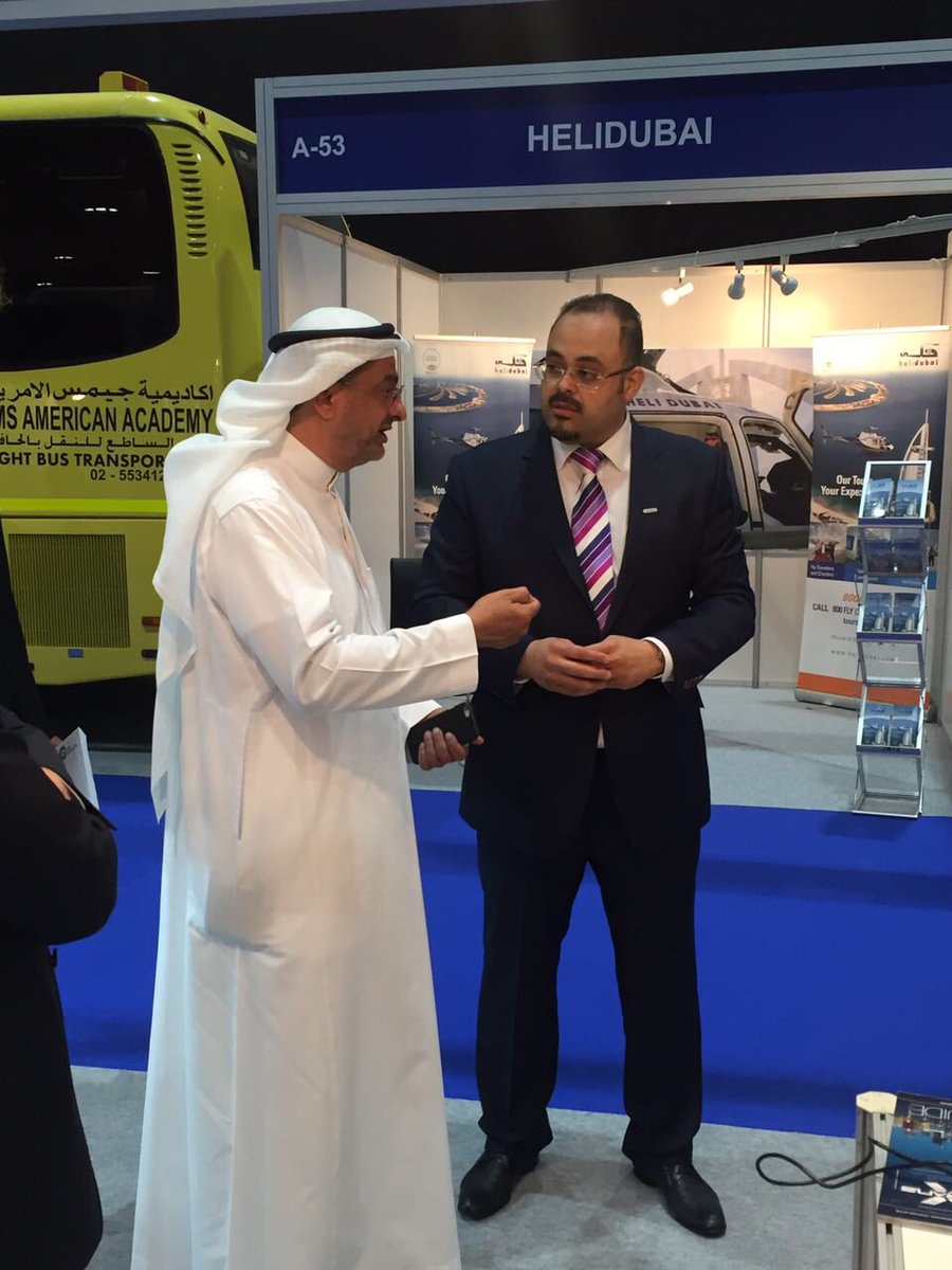 UAESaaed's tweet photo. الرئيس التنفيذي لشركة ساعد يتفقد أجنحة معرض ناترانس إكسبو 2016 @natrans_expo @adnecgroup #natrans_expo #NATRANS #ساعد https://t.co/pqR5rMmuVf