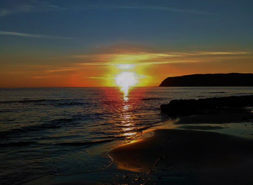 Cicadamarathon's tweet photo. #goldenhourmounda #sunsethunters #Kefalonia https://t.co/x44W7qid6w