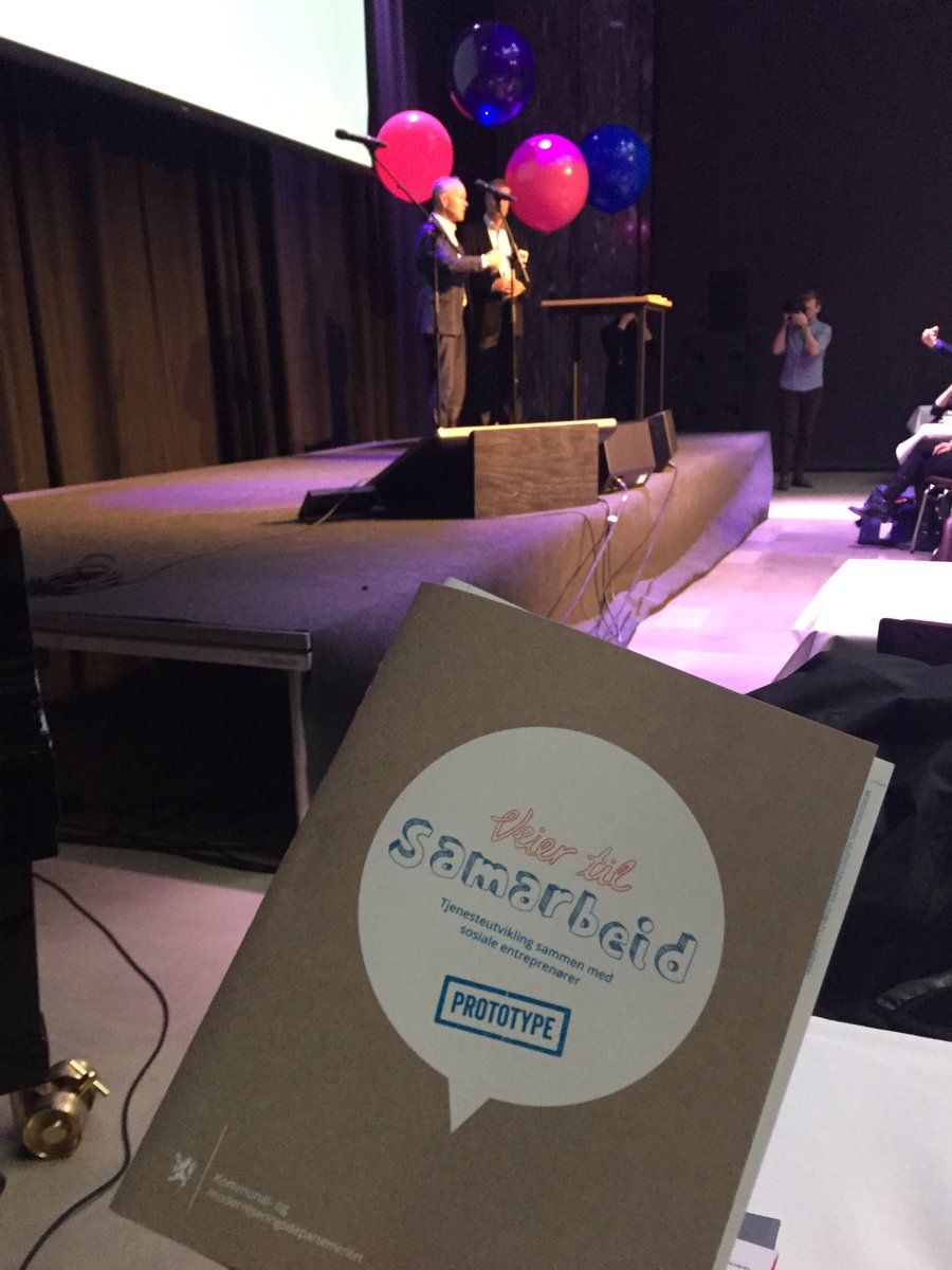 SoCentral_'s tweet photo. I fjor lanserte @jantoresanner ideen om en kokebok for #sosent - i dag lanseres et utkast på. Bra! La den forbli "under arbeid" i lang tid! https://t.co/hl97eoiscX