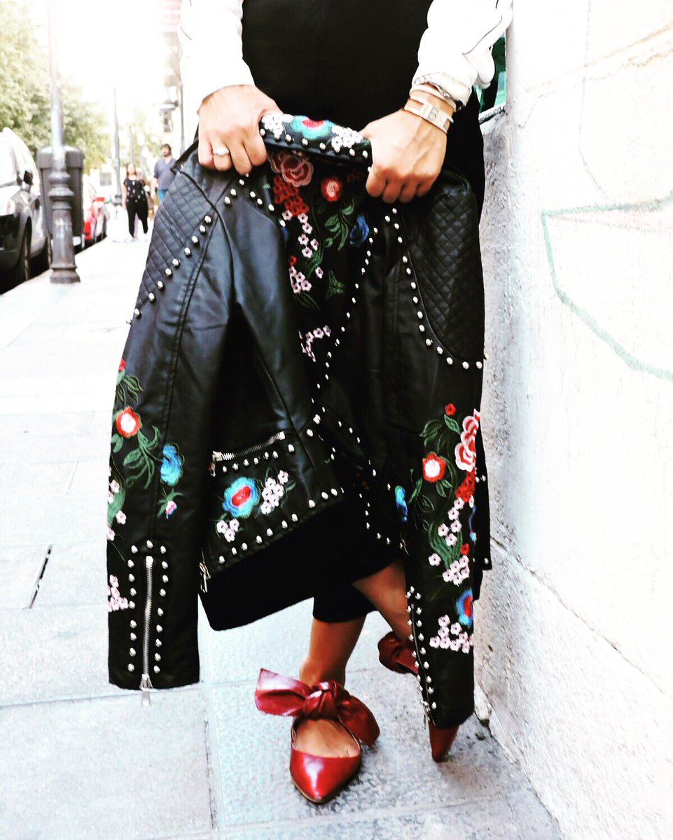 BlogGoldenGirl's tweet photo. Nuevo post en el blog!! @ASMMAGAZINE 🌺🌸🌹🌷.           https://t.co/GrzMCBubrJ https://t.co/rsnLt2iqHN