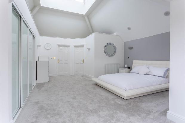keithashton3's tweet photo. #ForSale - Stunning det property forming part of the prestigious #ClementsPark  Development https://t.co/J1myd65a9x #Brentwood #EstateAgent https://t.co/uSBHYrggAn