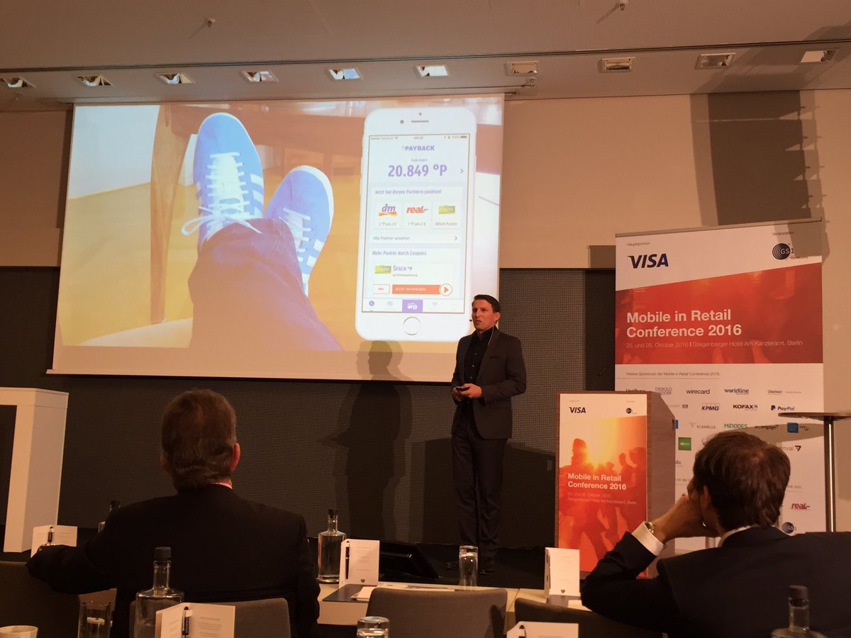 Caissa_'s tweet image. Ob auf der Couch oder am PoS - @andrepallinger nutzt die #PAYBACKApp 😃! #PAYBACK @Presse_PAYBACK