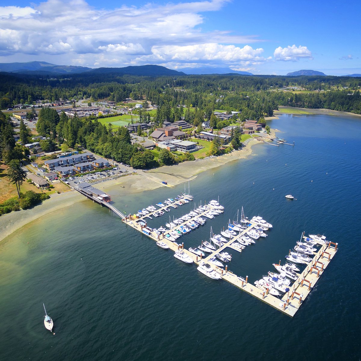 CANVirtualTours's tweet image. #millbaymarina is open for fuel sales, long term, short term &amp;amp; transient moorage. #hellobc #explorebc #vancouverisland   #destinationbc