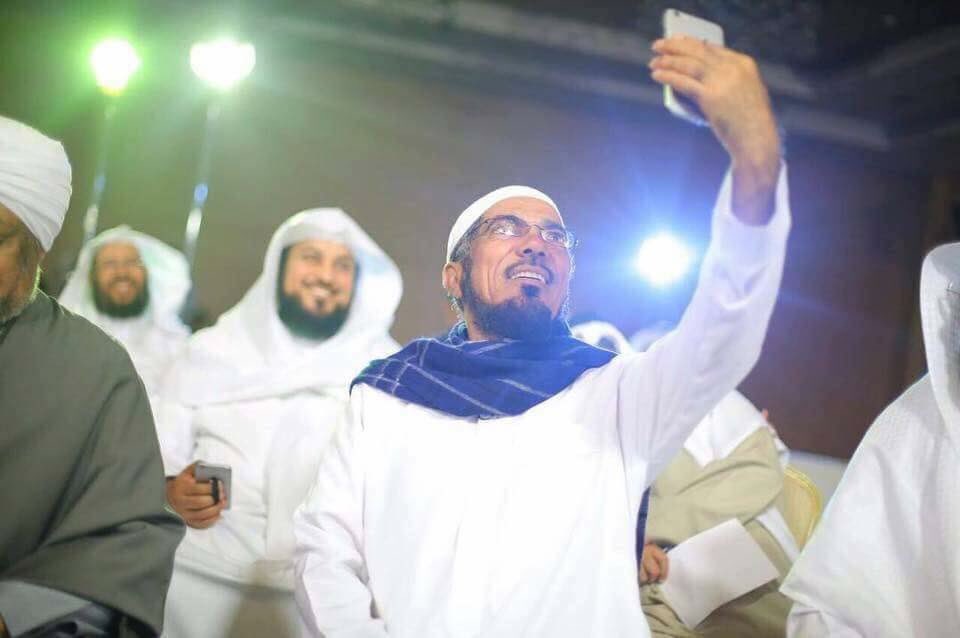 sabahALagha's tweet photo. سيلفي
عن رجال #العراق الذين انقذواكل العرب من خطر داعش 
الثاني عن رجال التكفير الذين يحاولون تدمير الأسلام بافكارهم الشيطانية
#ملحمة_الحدباء https://t.co/ZWLDOpmH4b