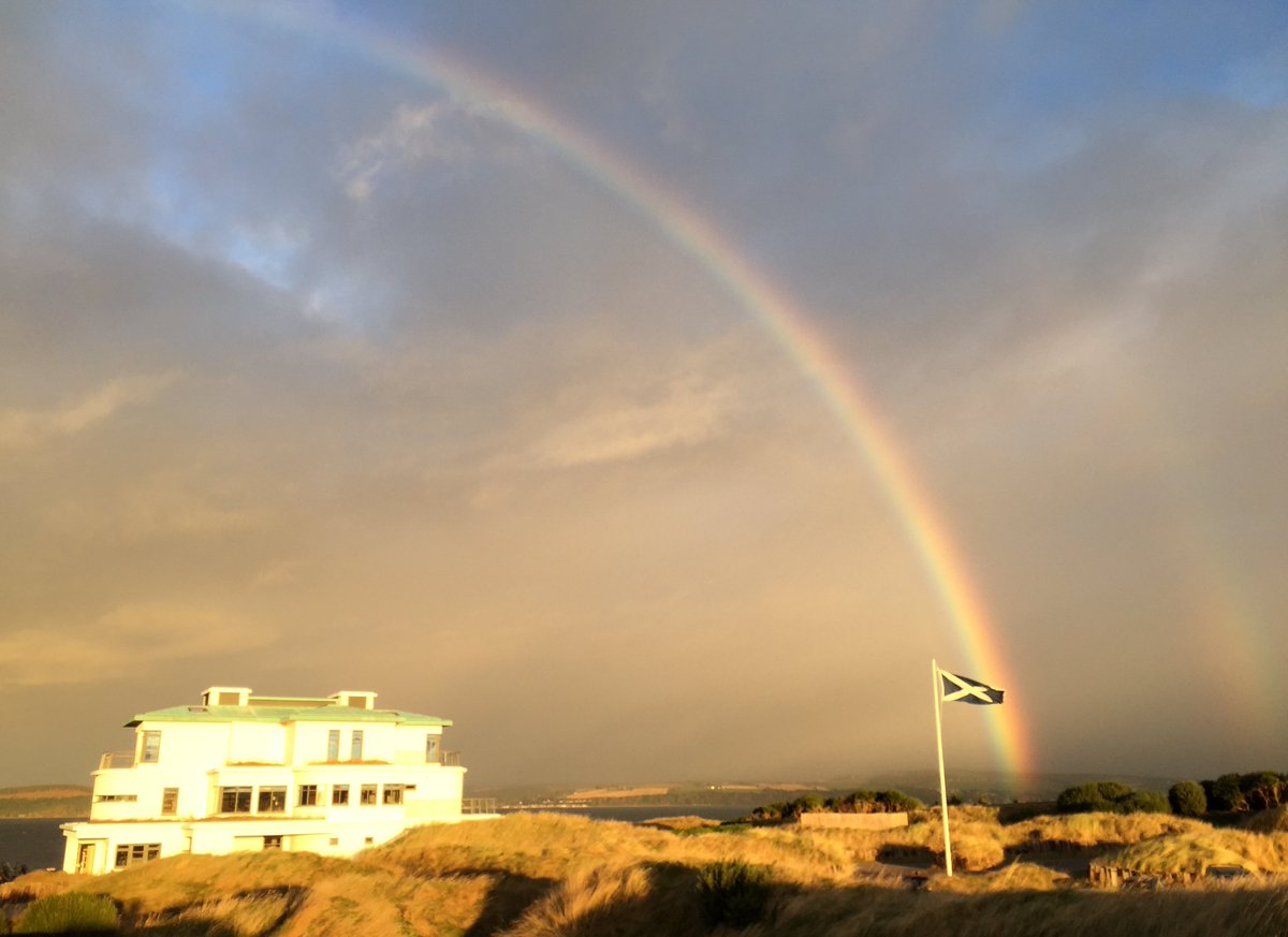Very lucky this morning to see a double rainbow over the clubhouse #potofgold #goodmorning #wednesdaymotivation