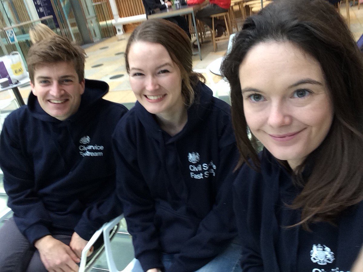 ReadingUniFast's tweet image. On our way to #UoR to the careers fair! See you soon @UniRdg_Careers @faststreamuk