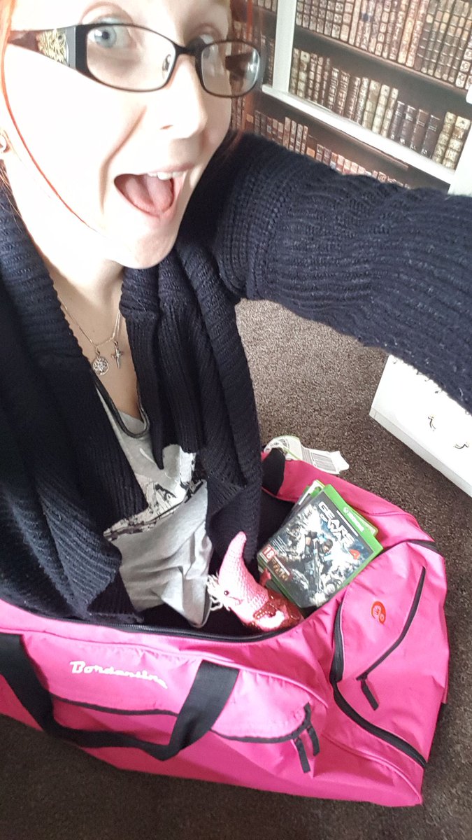 clanger_loves's tweet photo. All packed for the road trip down to southampton today!!! https://t.co/OVXJcU8G8Z