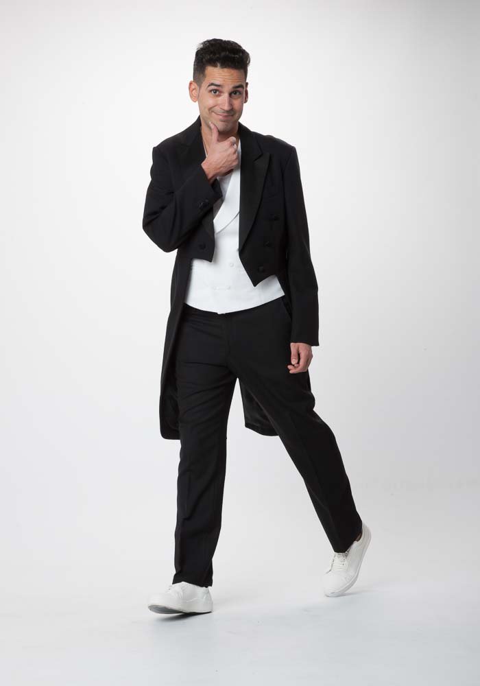 Ve al Nota79 a presentar el seu treball canalla i desenfadat. Històries que també us han passat a vosaltres... Divendres a les 22.30h