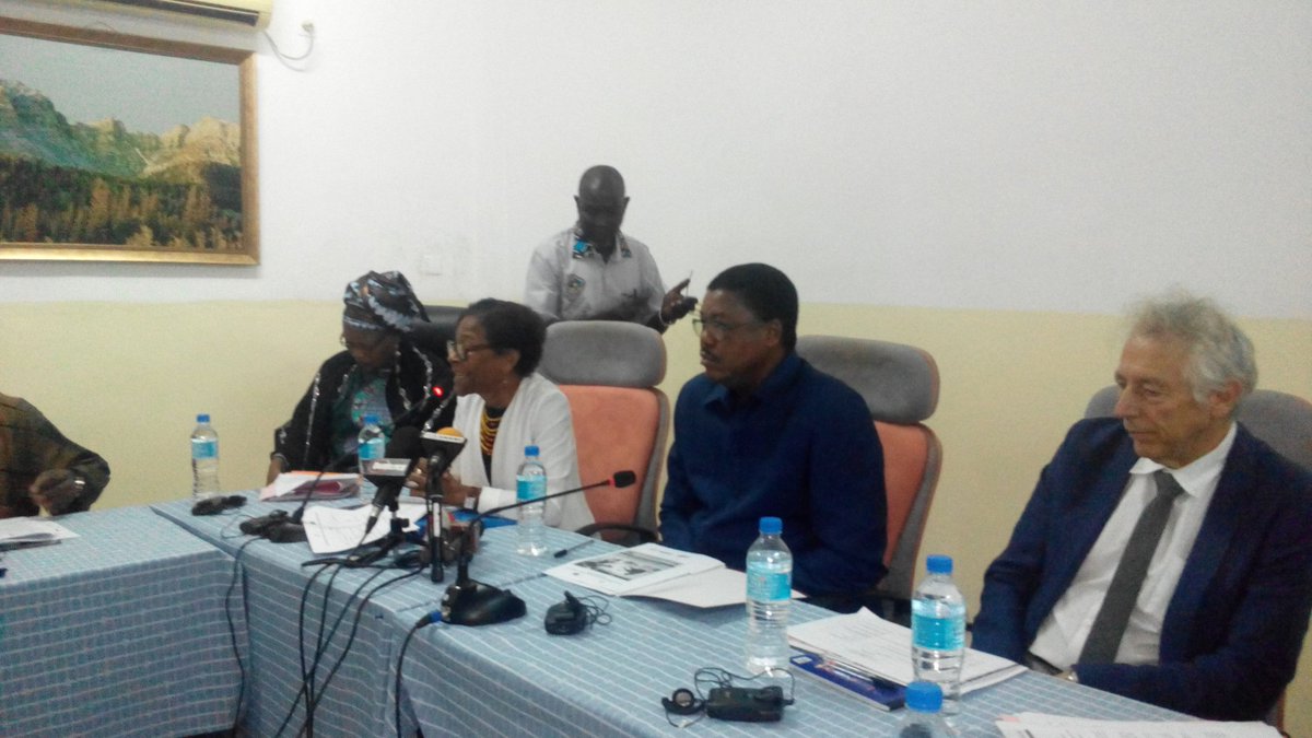 PanosAO's tweet photo. Mot d'ouverture par Diana Senghor, directrice @PanosAO  #fakarey #Niger @abil27 @falher3 @HyppoliteDY https://t.co/Io3CytU3lF