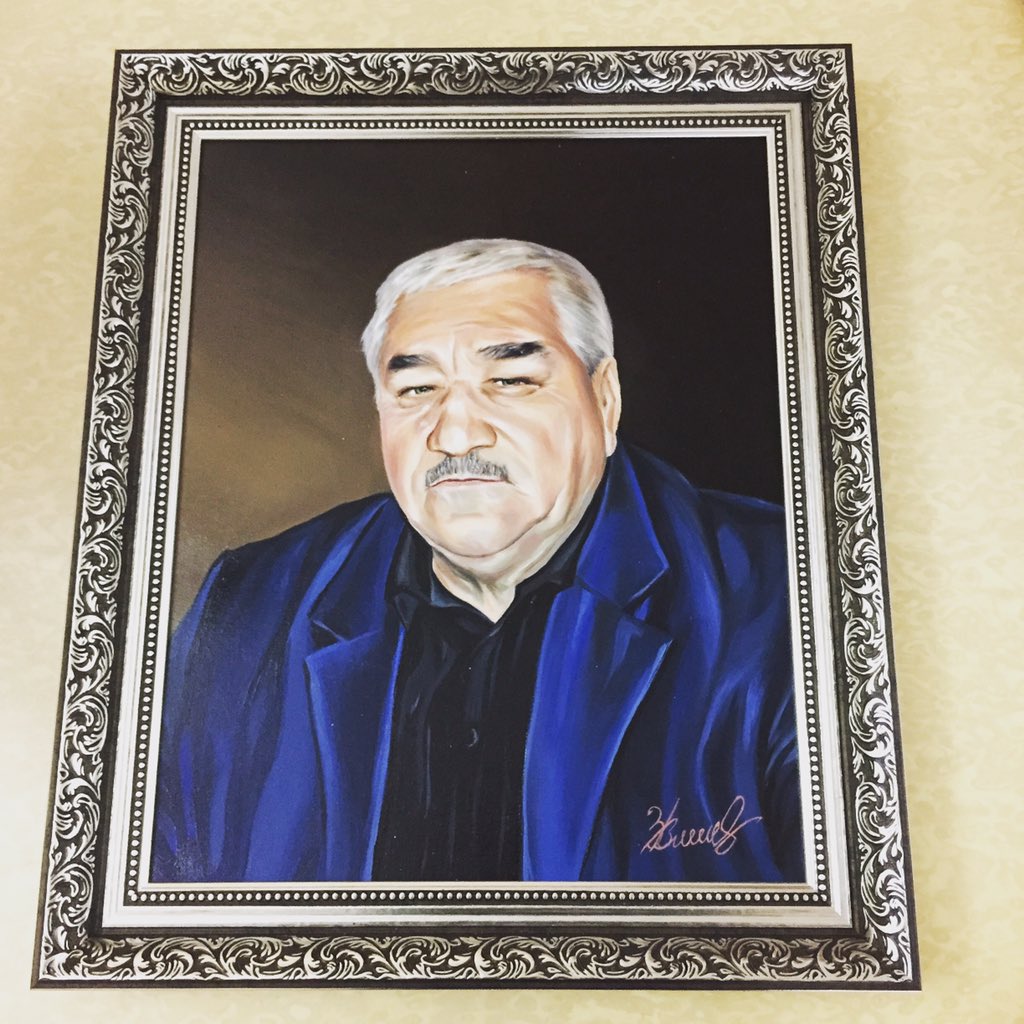 QeyratV's tweet photo. Bu şəkili rəssam çəkib Əlhəmdulillah ALLAHın izni ilə hər şey olur #dostumVuqarBayramovdanən gözəl hədiyyə oldu mənimçü https://t.co/AdU88OuRLm