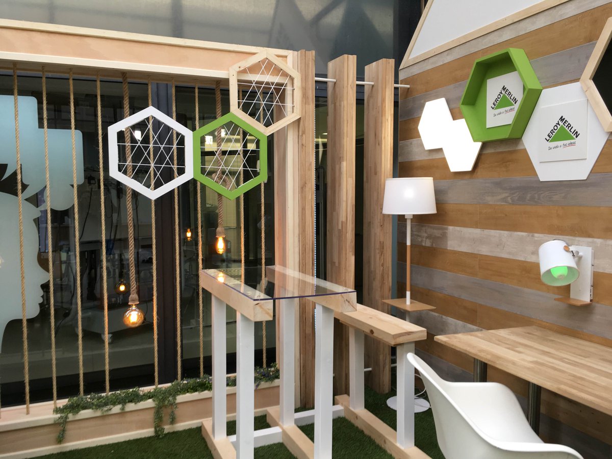 LeroyMerlinCorp's tweet photo. Los ganadores del proyecto #Innohogar que hemos promovido junto a @OuiShare_es ya están en #OSFestBCN: @resetea_, @xilacurve e @imprimaker https://t.co/wNXPbNFSMn