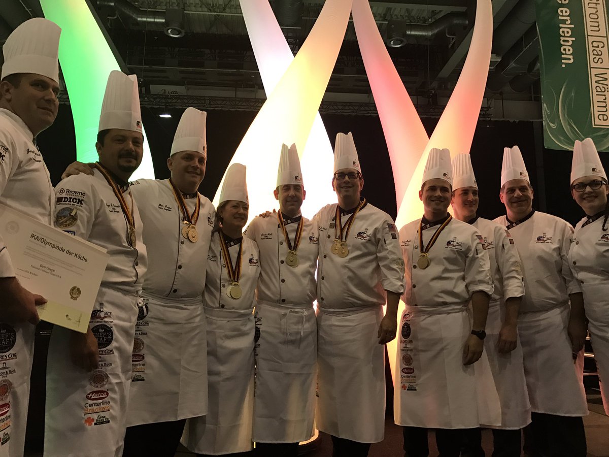 acfchefs's tweet photo. Congrats to Team USA 🇺🇸 Gold medal in the hot kitchen! #acf4gold #ika2016 https://t.co/RNnur6xvYS
