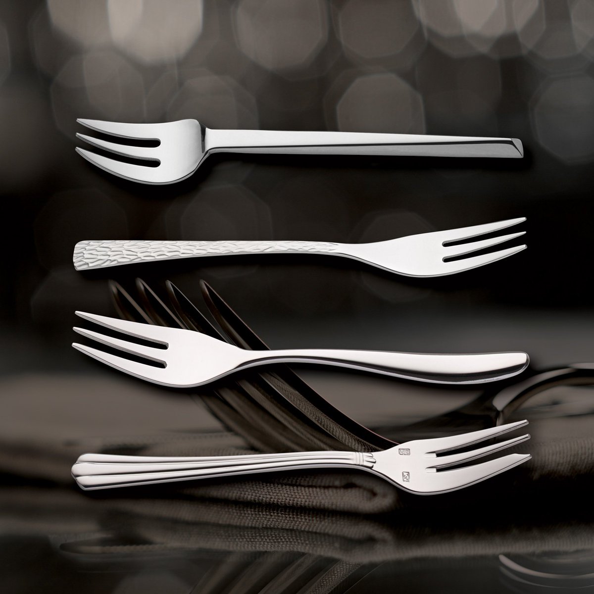 UtopiaTableware's tweet image. Think we may be needing one of these later. Ready, Set, CAKE! 
#GBBOFinal #utopia #cakefork #GBBO #eturnum #Rubis #Artesia #Petale #Byblos