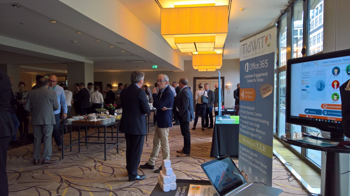 AlemanaSocrata's tweet photo. It's buzzing at #Microsoft #CSPSummit 2016 in #Berlin https://t.co/7BNCsw0z1e