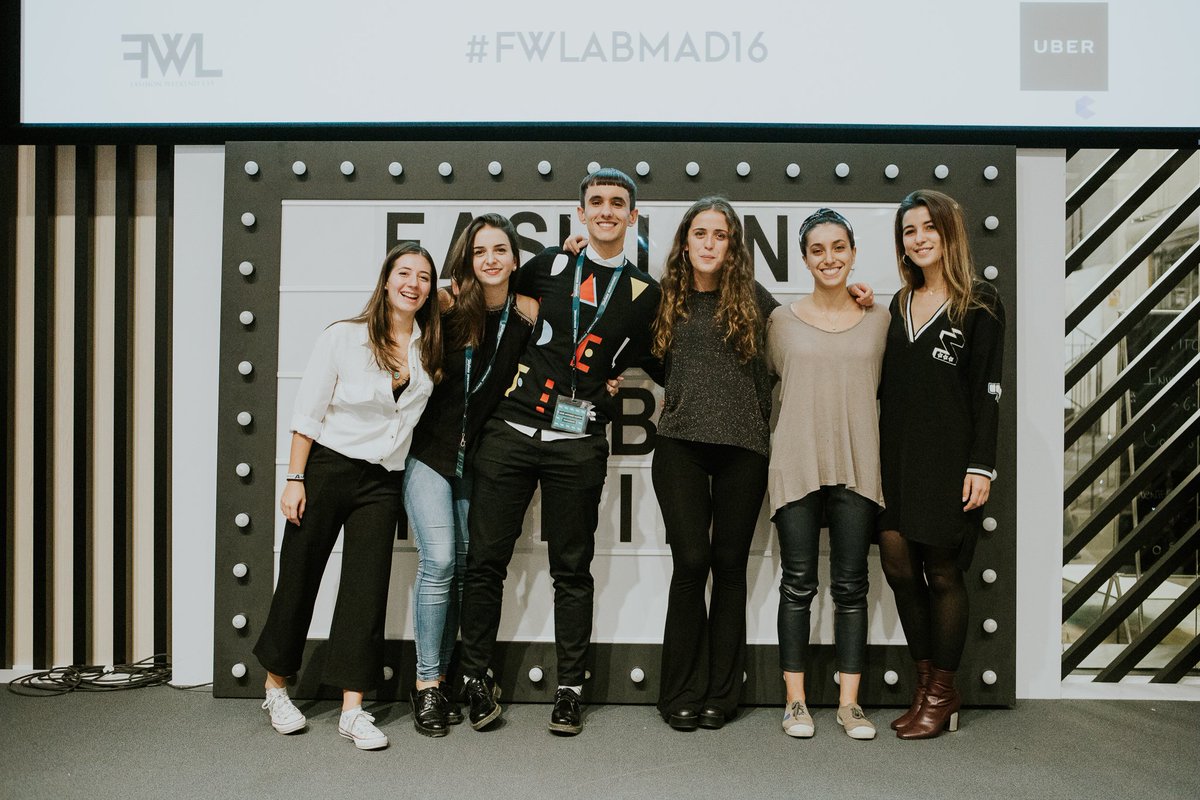 fwl_es's tweet photo. ¡ENHORABUENA a nuestras 3 #FashionStartups premiadas en #FWLABMAD16!
3º Premio - #BAZZLE
2º Premio - #HYPE
1º Premio - #CookinForms
🔥 https://t.co/4UPMSrsalW