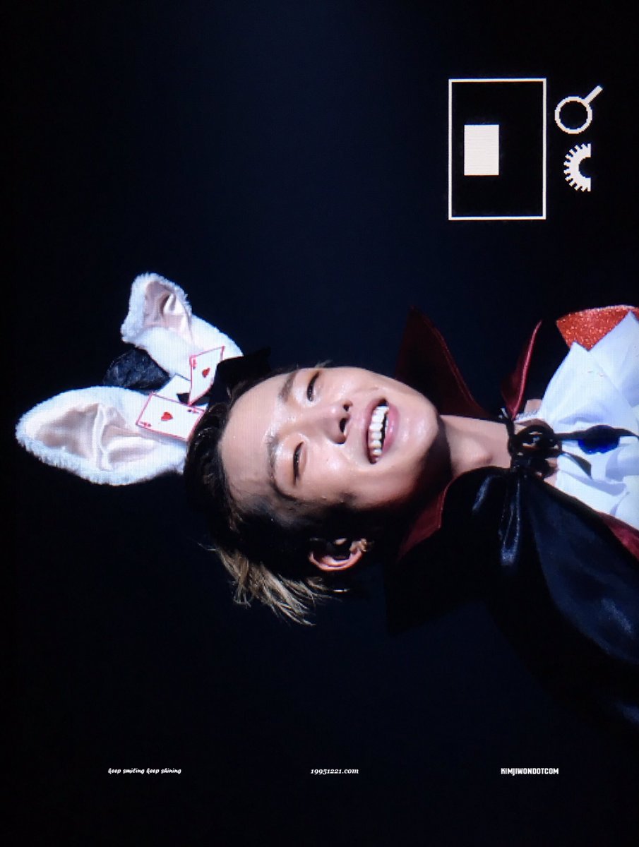 19951221_com's tweet photo. 161026 YOYOGI Preview 6
#bobby #바비 #김지원닷컴

샤룽한댜 ㅠㅠㅠㅠㅠ 넘나 좋은것 🐰💝💖✨ https://t.co/GCzAISPl1A