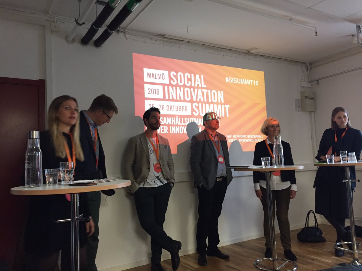 CamBackstrom's tweet photo. @CeciliaCKCC menar att det finns många entreprenörer därute som inte vet att de faktiskt är sociala entreprenörer. @AshokaScand  #sisummit16 https://t.co/OYbttP7GO0