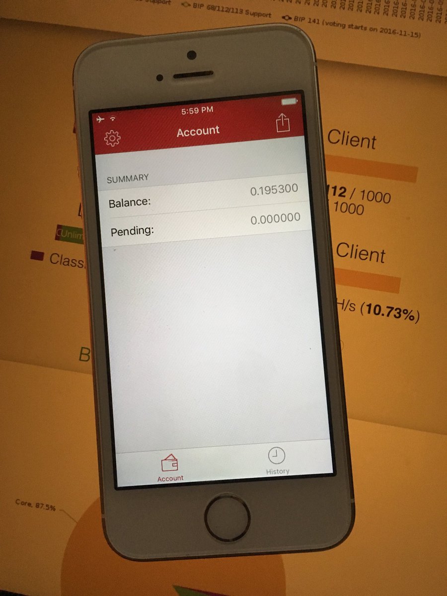 buckh28d's tweet photo. $XVC : Looking forward to using this #vcash mobile app on christmas. Instant txn. #zeroLedger #zerotime #bitcoin #fintech #blockchain https://t.co/W91KHH4uKz